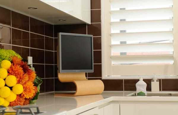 Îνα ξÏλινο ÏÏÎ±Î½Ï Î¼Îµ Ïιο ÎζεÏÏή ... Îνα ξÏλινο ÏÏÎ±Î½Ï Î¼Îµ Ïιο ÎζεÏÏή ...