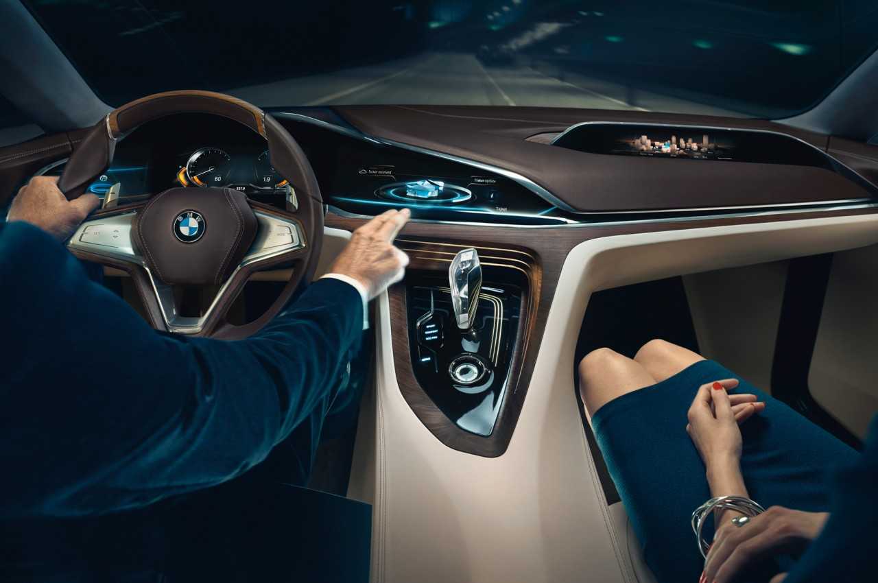 BMW-Vision-Future-Luxury-Concept-interior-03