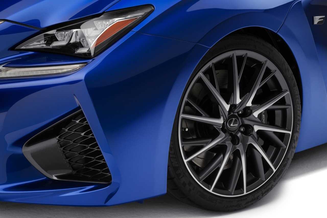 lexus-rc-f-coupe-19-1