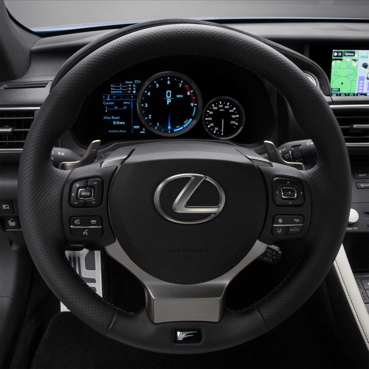 lexus-rc-f-coupe-33-1