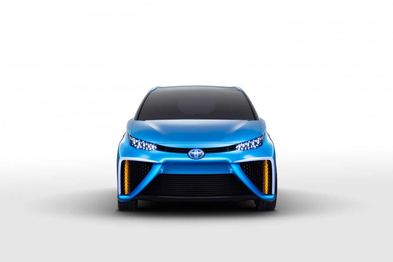 Toyota-FCV-Concept-front