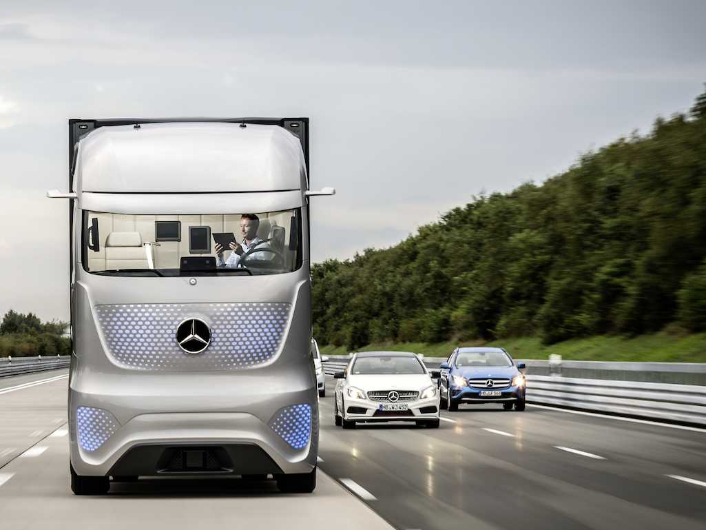 Mercedes-Benz Future Truck 2025