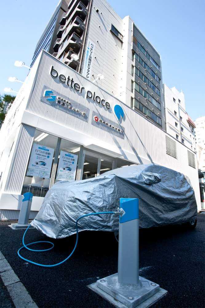 Αλλάζουν μπαταρίες και μας… πάνε στη δουλειά μας: τα πρώτα ηλεκτροκίνητα ταξί με 'αλλαγή μπαταρίας' στον κόσμο