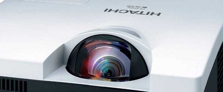 Ο κόμπακτ Hitachi CP-D30NJ…