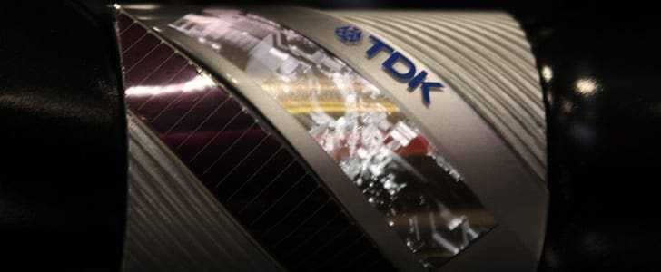 CEATEC 2010: έχει ‘ανοίγματα’ η OLED…