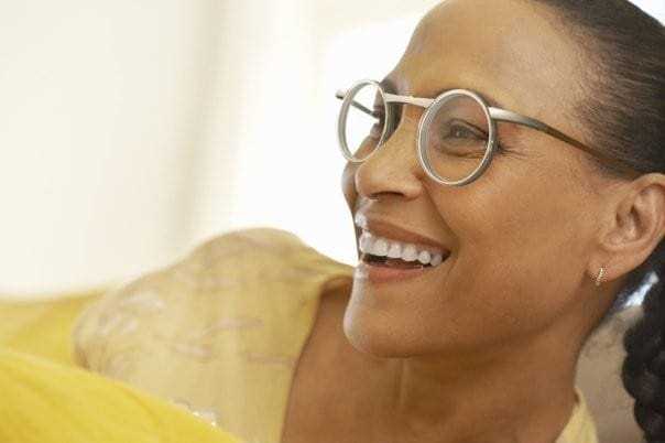 Γυαλιά… autofocus! τέρμα τα πολλά ζευγάρια…