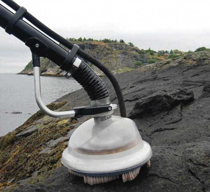 Μια… ηλεκτρική σκούπα για καθαρισμό ακτών από πετρέλαιο!