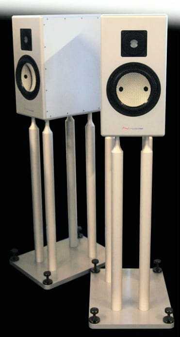 Κομψότητα σε ένα ζευγάρι ηχεία…