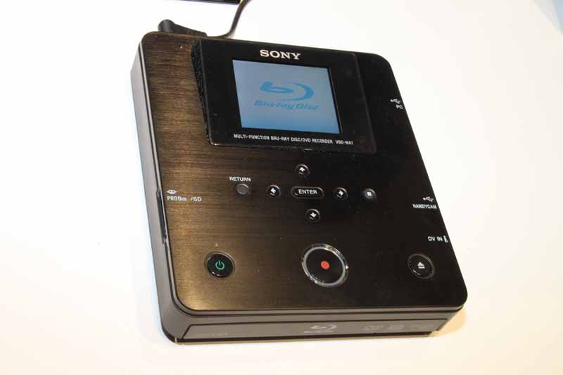 Έκθεση CES 2011: το VBD-MA1 είναι ένα φορητό Blu ray recorder για να κρατήσουμε τις αναμνήσεις ζωντανές…