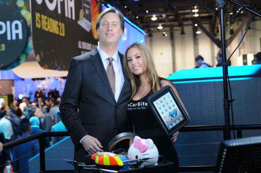 Το Bloomberg λανσάρει καθημερινό Live Tech TV Show με την ονομασία “Bloomberg West On Monday”…