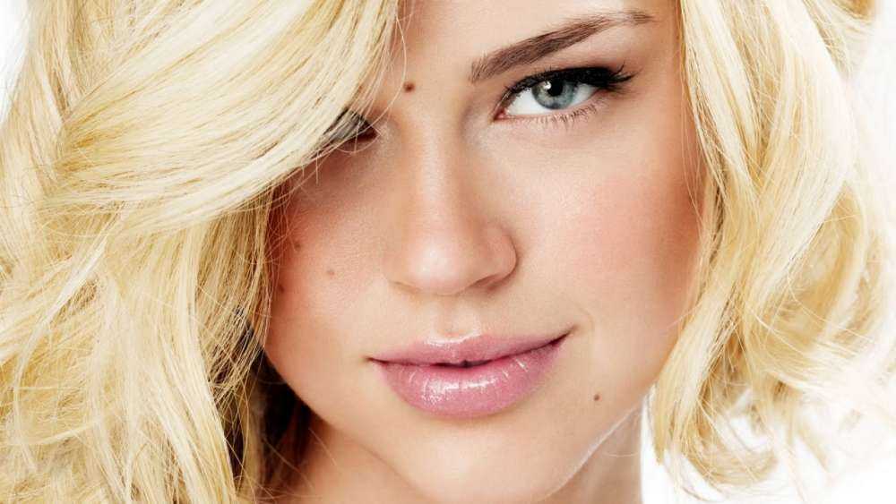 Αυτή είναι η νέα Wonder Woman!