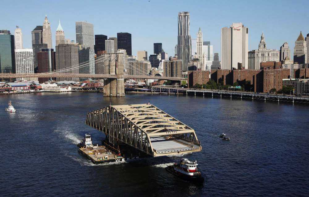 Παράδωση μιας… γέφυρας!