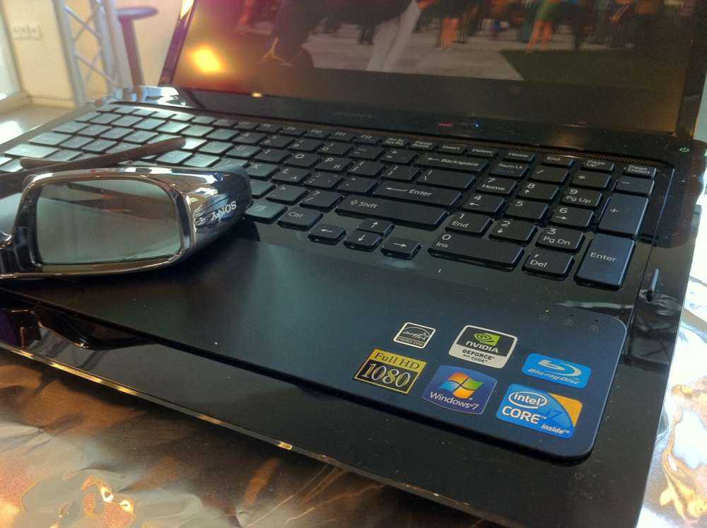 Η ‘απόλυτη’ οθόνη φορητού υπολογιστή…