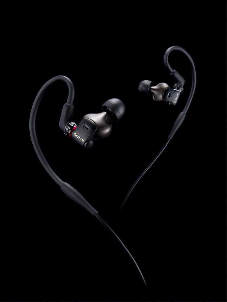MDR EX1000: το hi end μοντέλο με in-ear σχεδίαση…