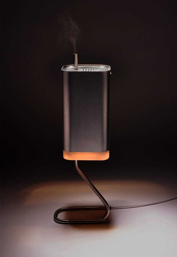 Μια λάμπα-γλυπτό για να έχει και.. υγρασία ο χώρος!