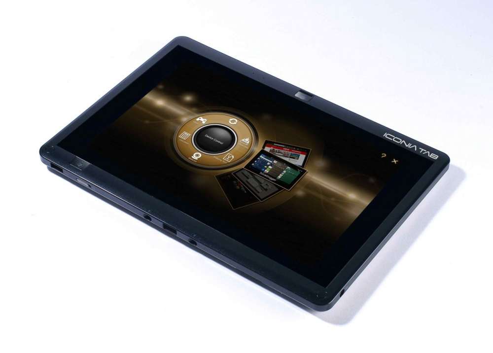 Acer Iconia Tab W500: με Windows 7…