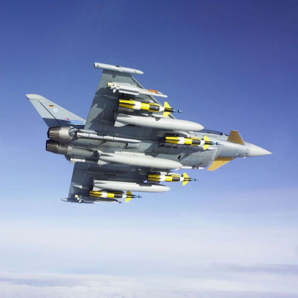 Σάλος στο βρετανικό κοινοβούλιο τα τις hi tech επιθέσεις των Eurofighter της RAF…