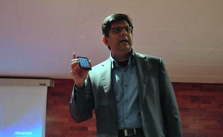 Η Intel θα κατασκευάζει κινητά για τη ZTE;