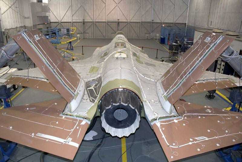 Οι επιστρώσεις stealth του F-35 θα χρησιμοποιηθούν στο F-22…