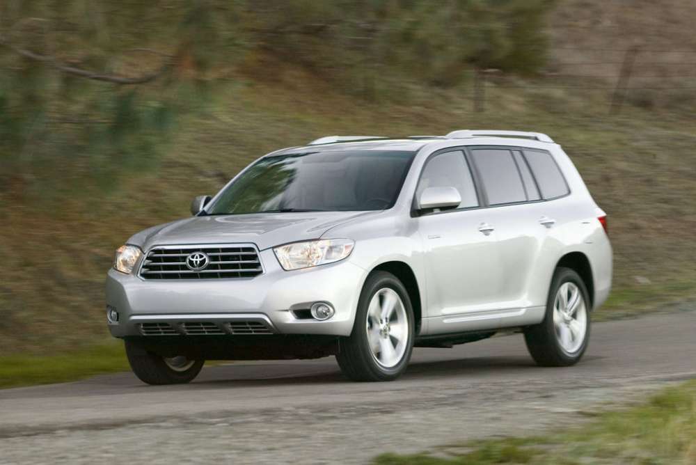 Toyota: ανακαλεί 308.000 RAV4 και Highlander μοντέλα για πρόβλημα σε αισθητήρα αερόσακου..