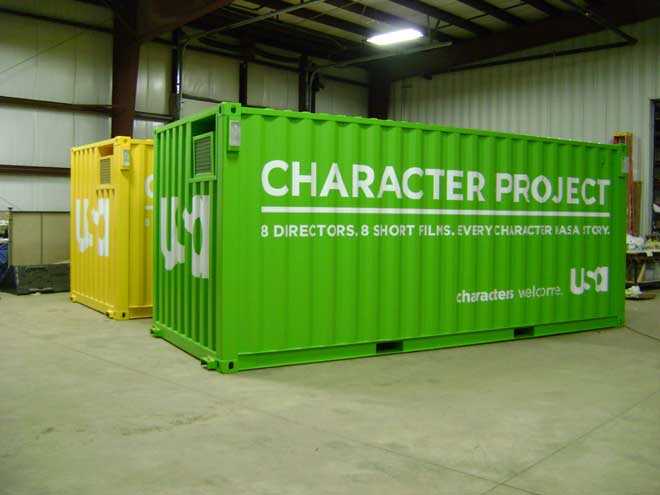 Κοντέϊνερ μετατρέπονται σε… μίνι κινηματογράφους!