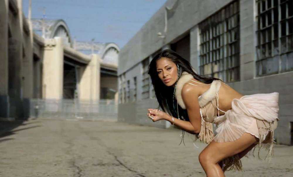 Clip of the day _ Nicole Scherzinger – Right There ft. 50 Cent