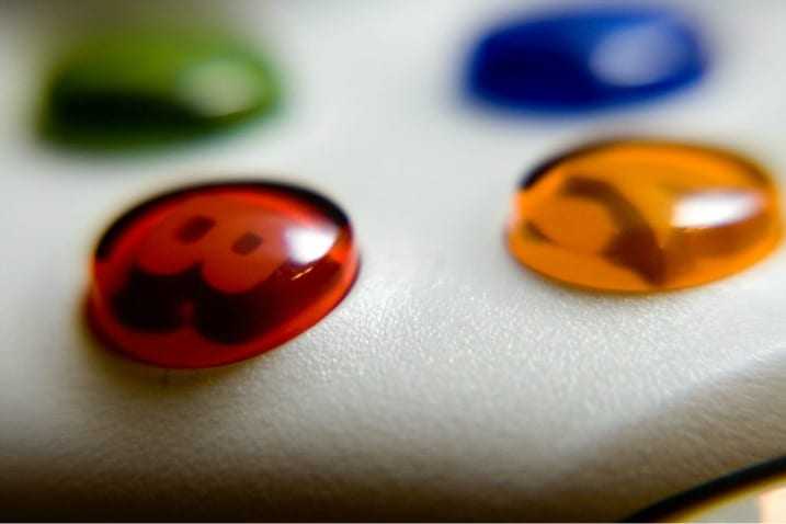 Πηγές: ανακοίνωση του Xbox το 2012 στην E3 2012, στην αγορά 2013…
