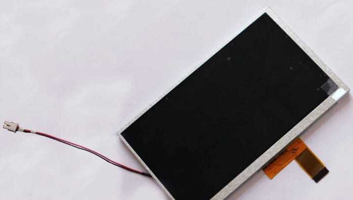 Μετά το ΑΕΠ, τώρα τα panel: η Κίνα ξεπερνά την Ιαπωνία…