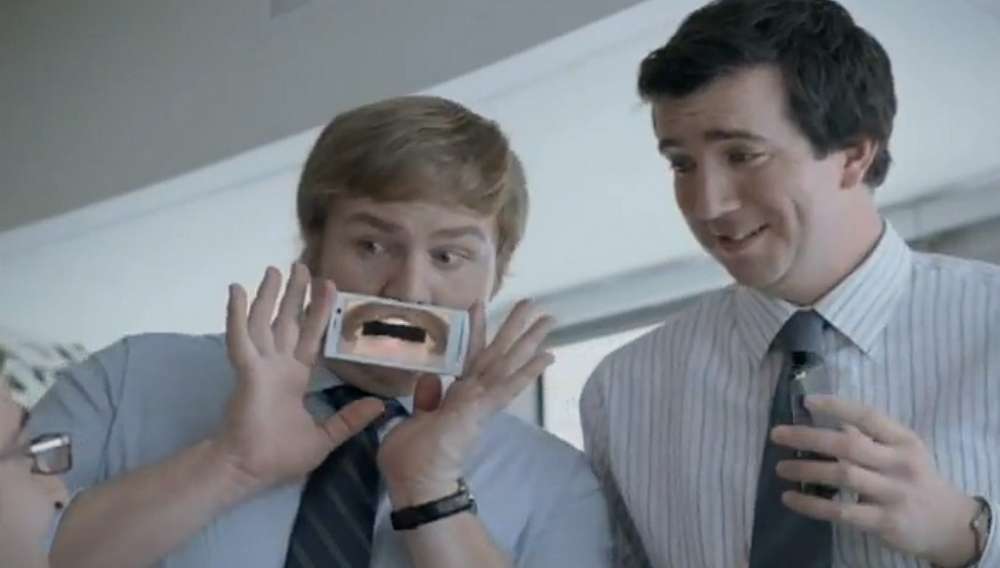 Έξυπνα κινητά, χαζοί χρήστες…