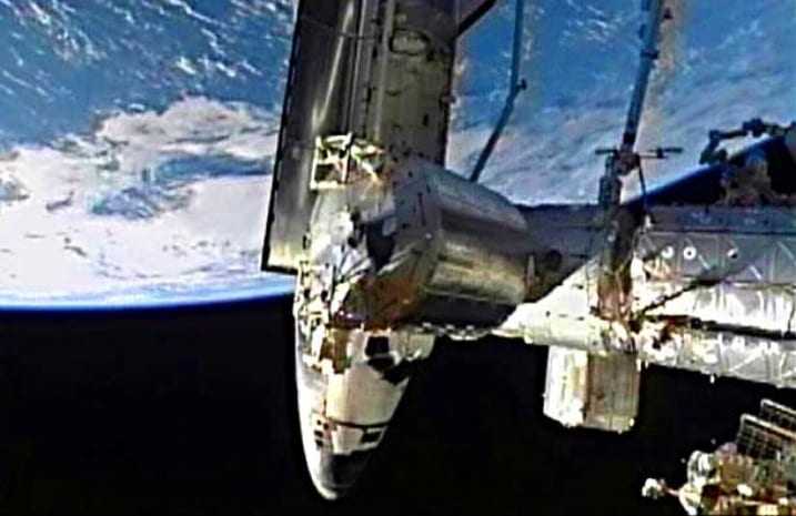 Διαστημικό λεωφορείο Atlantis – άφησε για τελευταία φορά τον Διεθνή Διαστημικό Σταθμό…