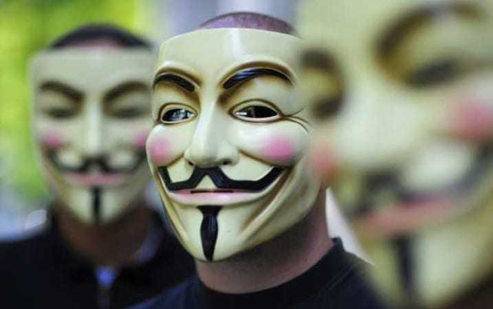 Μέλη των Anonymous συνελήφησαν για την επίθεση στο PayPal…