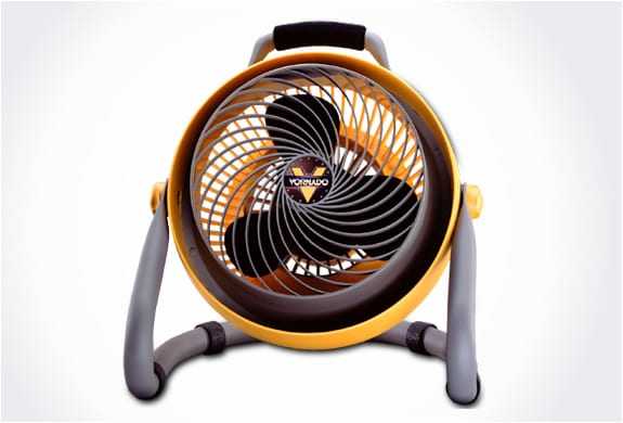 Ένας ‘σοβαρός’ ανεμιστήρας με cool σχέδιο…