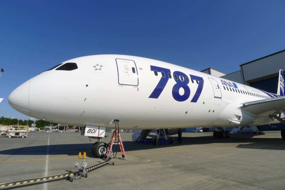787 Dreamliner – οι πρώτες φωτογραφίες…