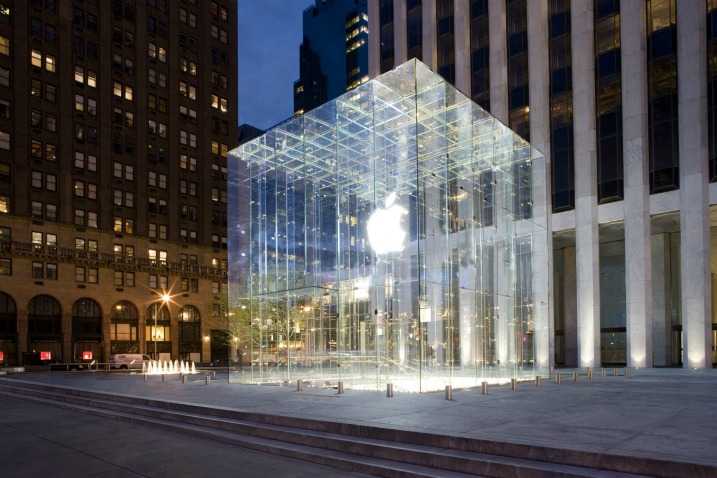 Apple – θα λανσάρει το ‘iPhone 4 Plus’ και το iPhone 5, λέει η JP Morgan…