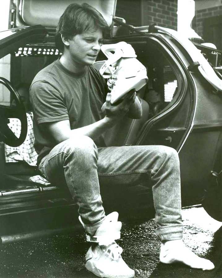 Nike MAG  – στα $37.500 το πρώτο ζευγάρι…