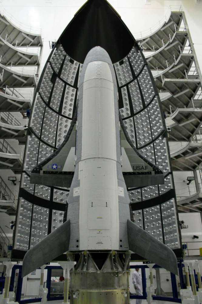 Το διαστημοπλάνο X-37B κατασκοπεύει την Κίνα;