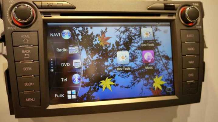 Έκθεση CES 2012 – RoadRover Android system