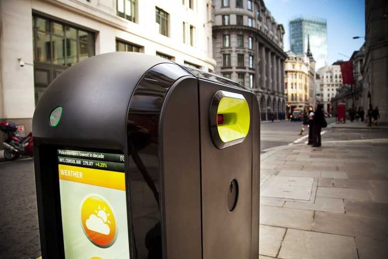 Digital communication pods  – αυτοί είναι οι hi tech κάδοι σκουπιδιών του Λονδίνου…