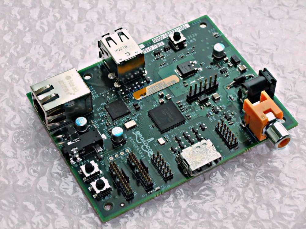 Raspberry Pi – ζήτηση για 700 μικροσκοπικούς υπολογιστές ανά δευτερόλεπτο…