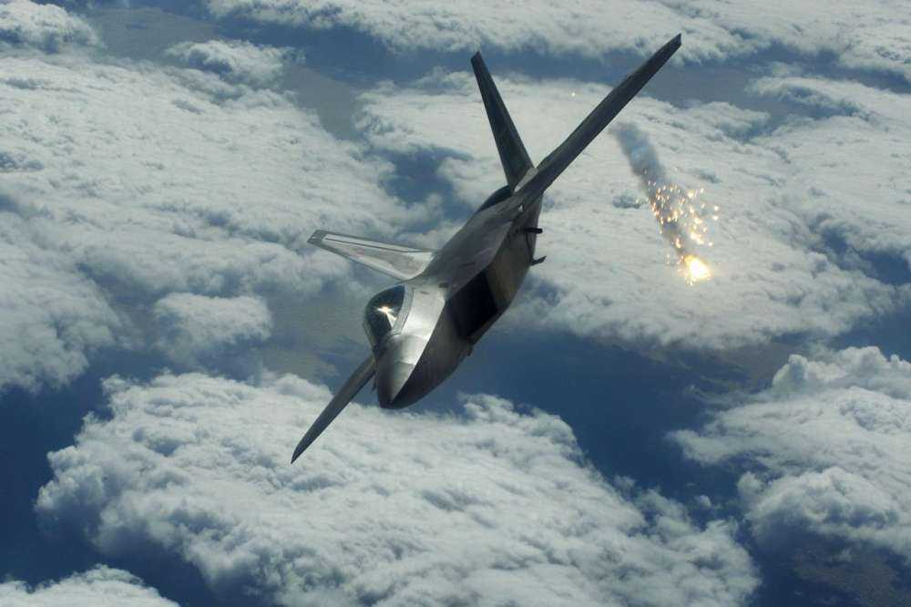 Αρνούνται να πετάξουν τα F-22 Raptor…