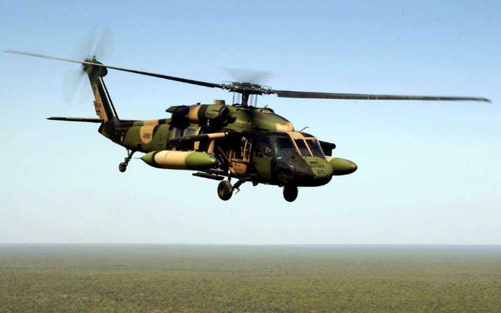 Black-Hawk-Helicopter
