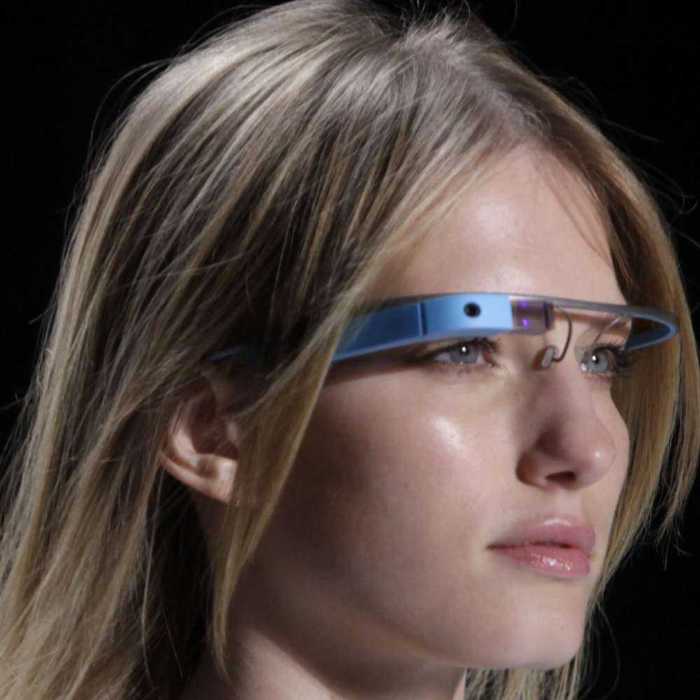 Google Glass – τι θα έχει τελικά;