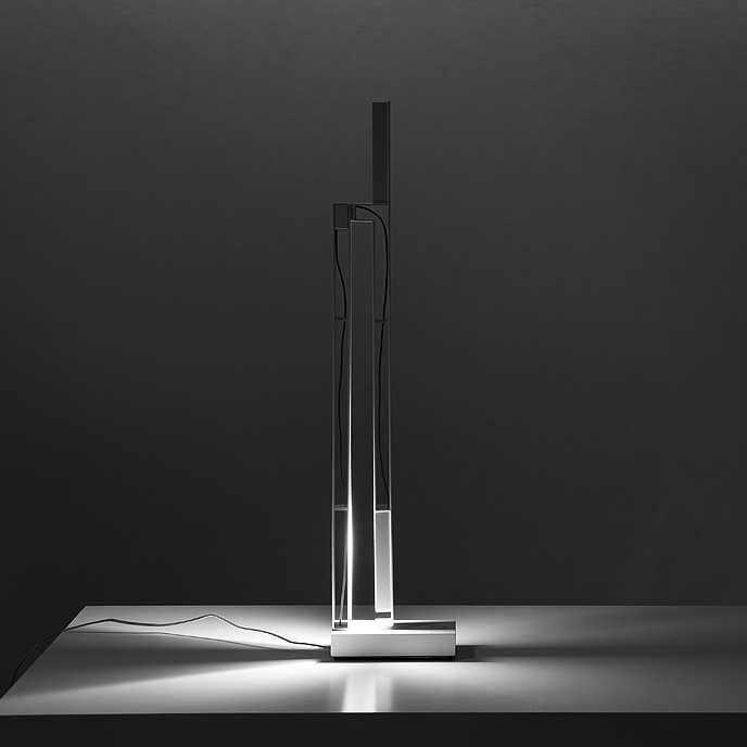 groo_table_lamp_967_design_3b