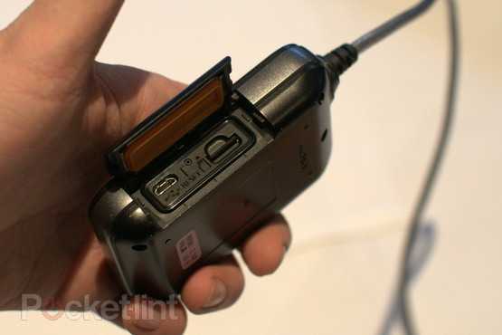 panasonic-sports-action-camcorder-pictures-and-hands-on-9