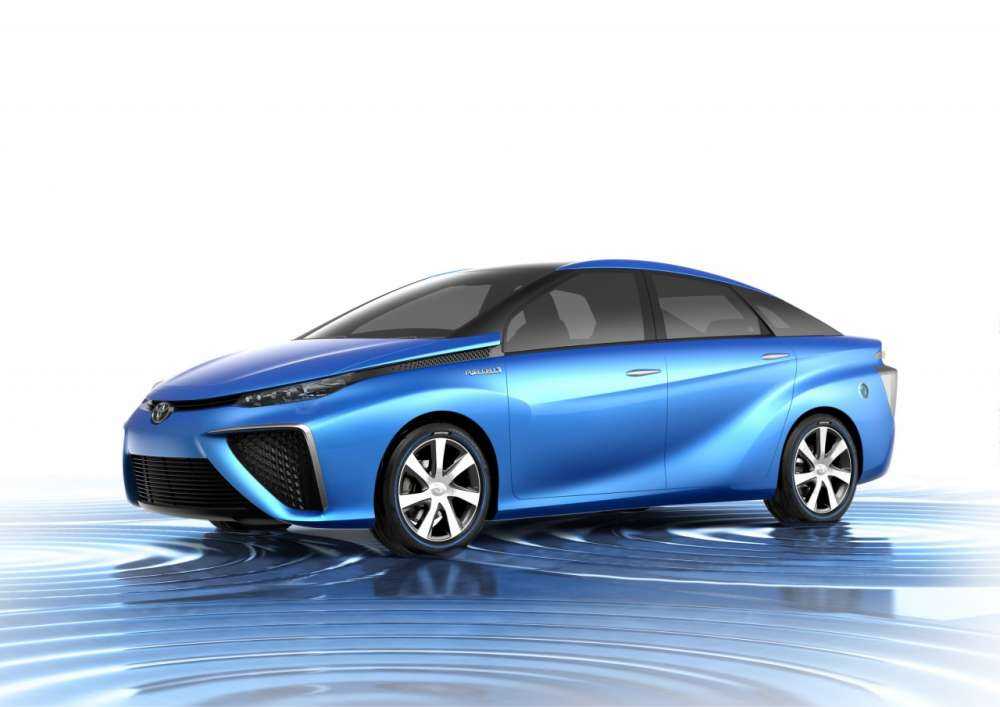 Toyota FCV (Fuel Cell Vehicle) Concept