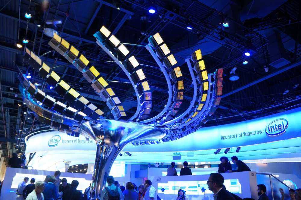 Μια convertible συσκευή για τη CES;