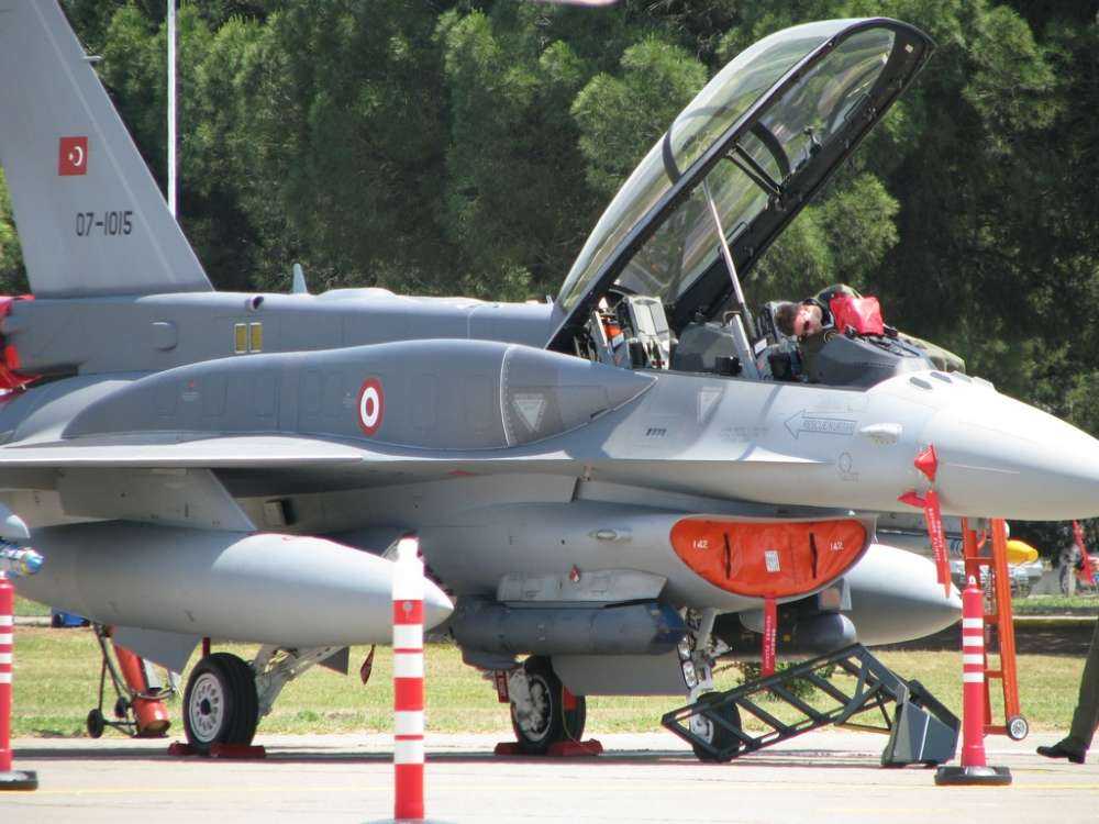 turkish air force c F-16  D Block 50 + Fighting Falcon For Turkish Air Force CFT  conformal fuel tanks (CFTs) APG-68(V9) Common Configuration Implementation Program (CCIP)  (5)