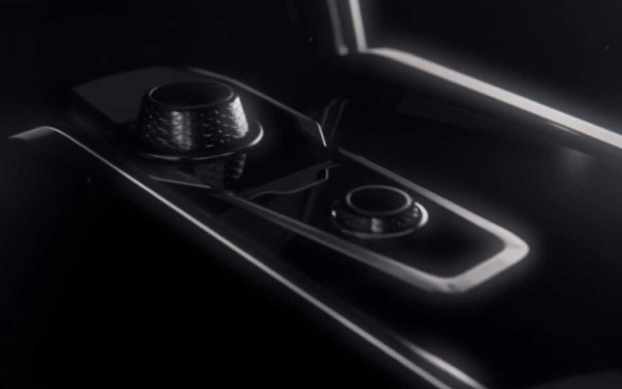 Land Rover Discovery Interior Teaser