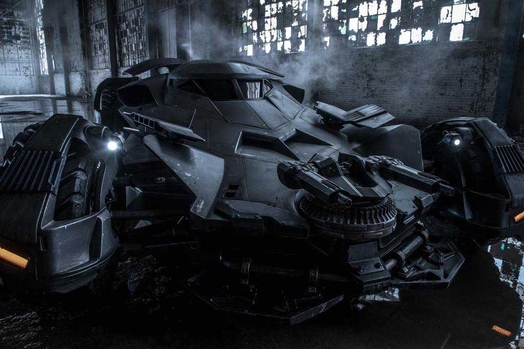 Πως σας φαίνεται το νέο Batmobile του Batman v. Superman: Dawn of Justice;