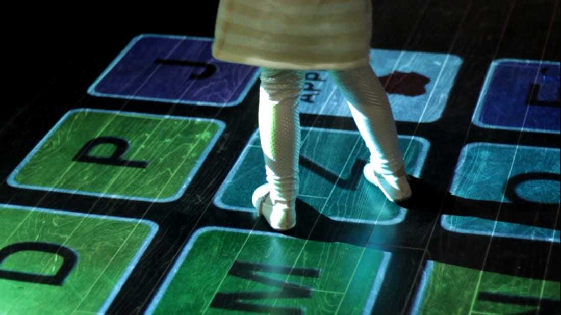 Lumo Interactive Projector – παιχνίδι στο παιδικό…